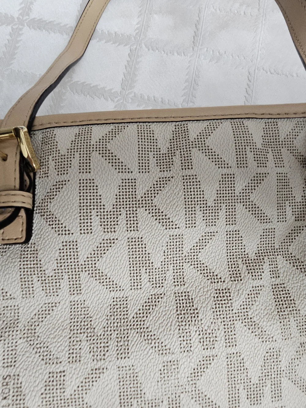 Michael Kors Jet Set Logo Tote Bag with Gold MK Charm - Picture 8 of 12
